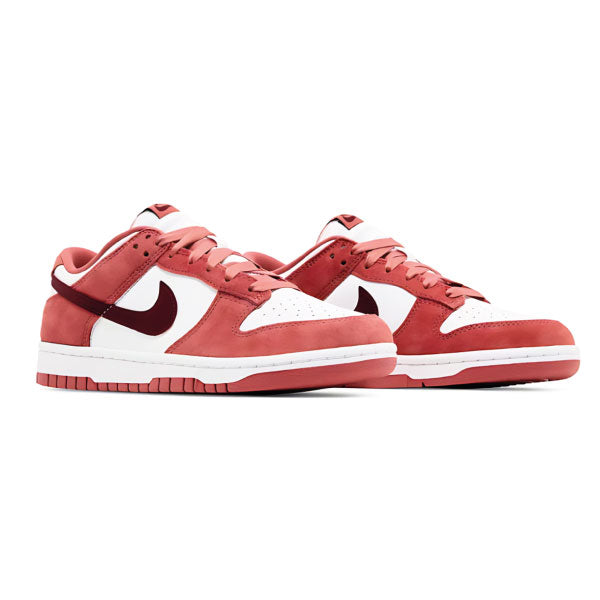 NIKE DUNK LOW ' VALENTINE'S DAY (2024)'