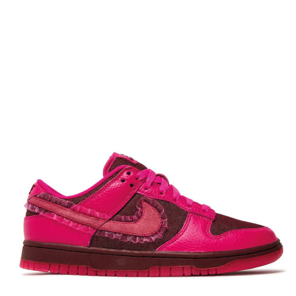 NIKE DUNK LOW 'VALENTINE'S DAY (2022)'